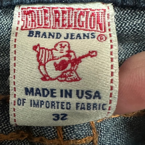 True Religion Becky Big T Bootcut Jeans Dark Wash Low Rise Size 32 EUC - Picture 3 of 8